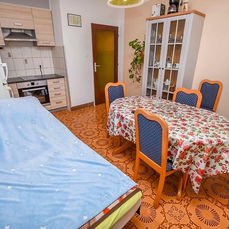 Apartments Luka Rogoznica  Ngoại thất bức ảnh