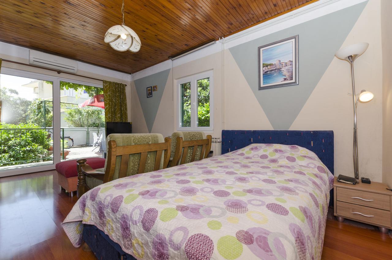 Apartments Luka Rogoznica  Ngoại thất bức ảnh